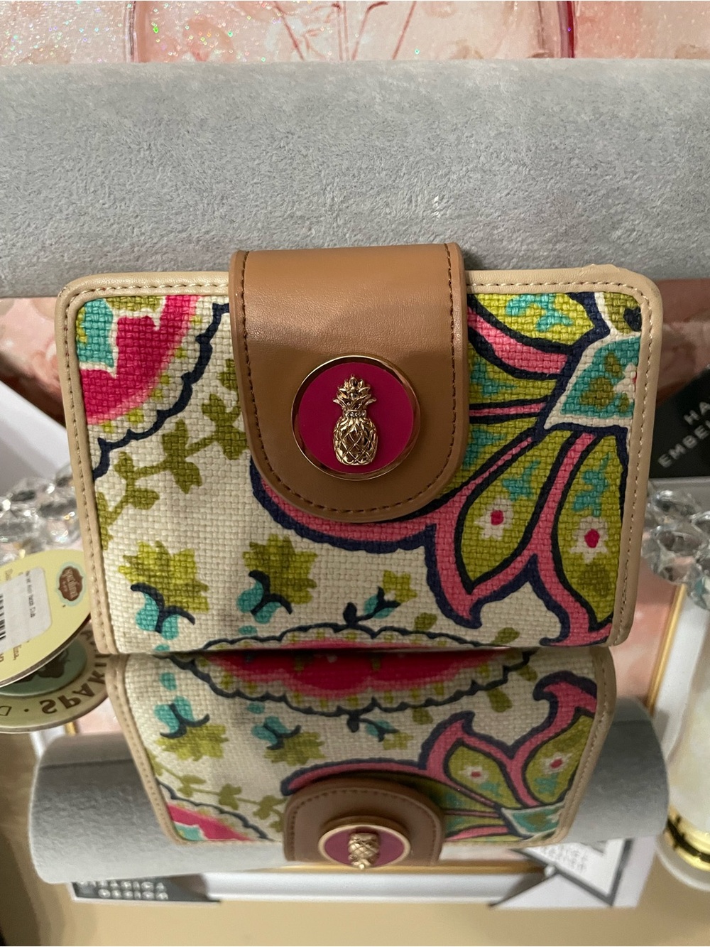 Spartina 449 Linen and leather  Floral Compact Wallet with Pineapple Accent nwt